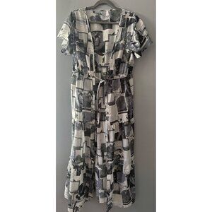 Live 4 Truth Women's M Sheer Open Maxi Cover-Up Tunic Ruffle Hem Geometric Print